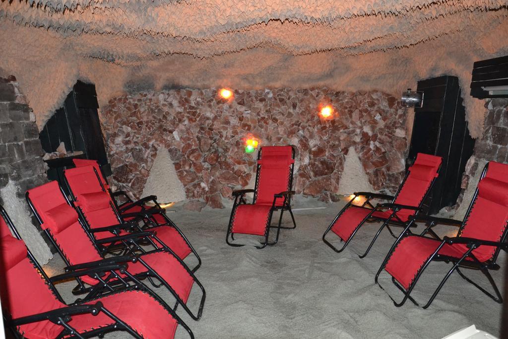 Hotel Solpark Kleszczów Extérieur photo